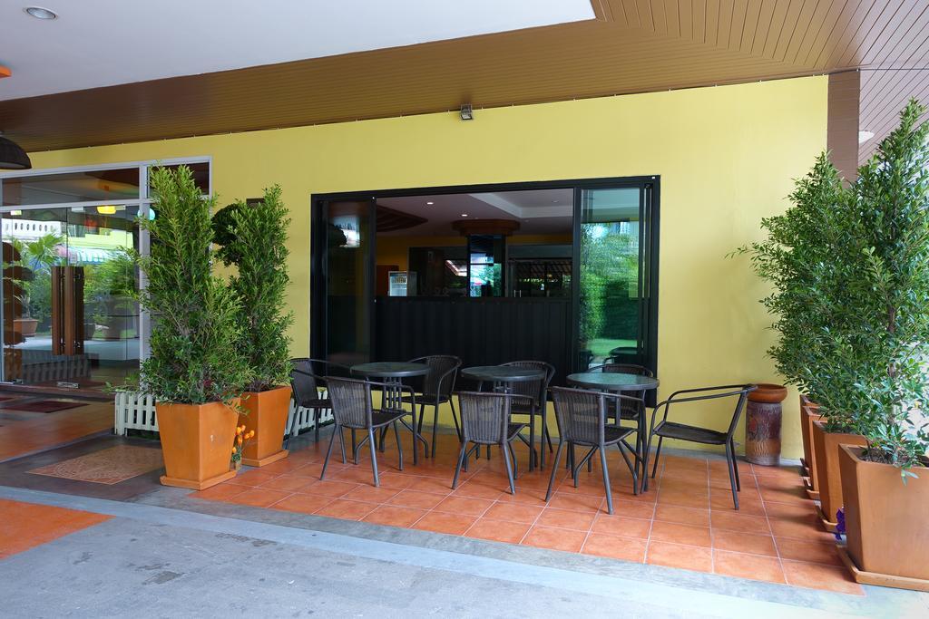 The Right Resort Pattaya Bagian luar foto