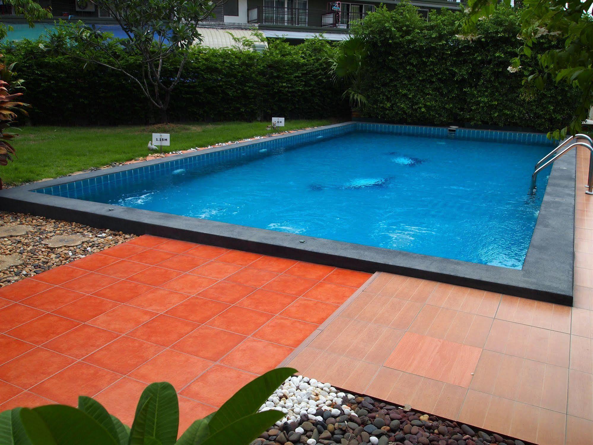 The Right Resort Pattaya Bagian luar foto