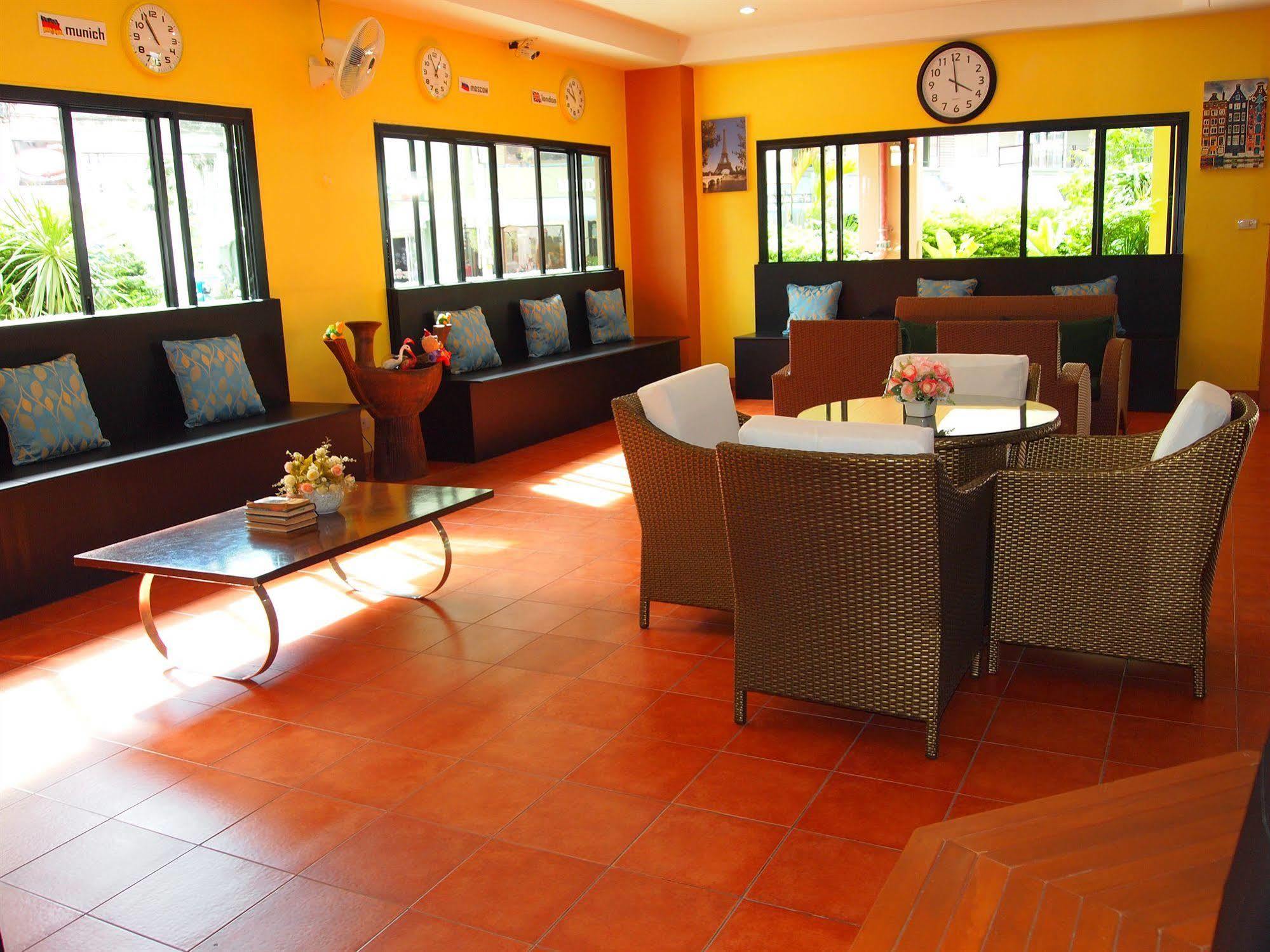 The Right Resort Pattaya Bagian luar foto