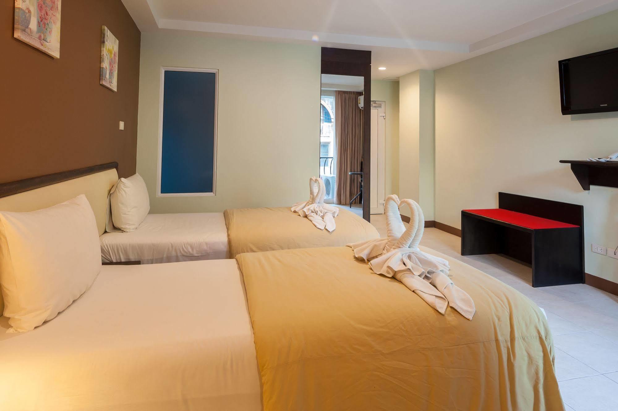 The Right Resort Pattaya Bagian luar foto